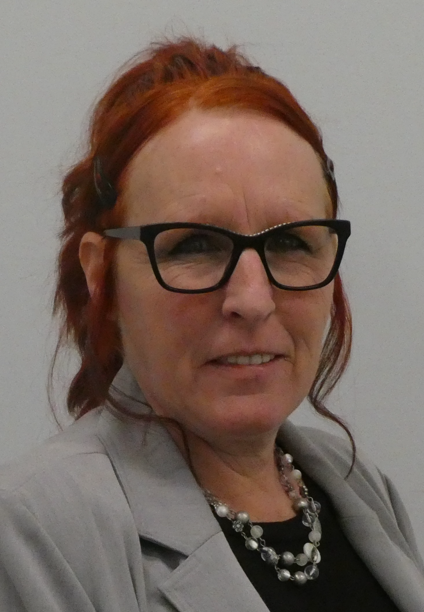 Stephanie Younglove, Therapist